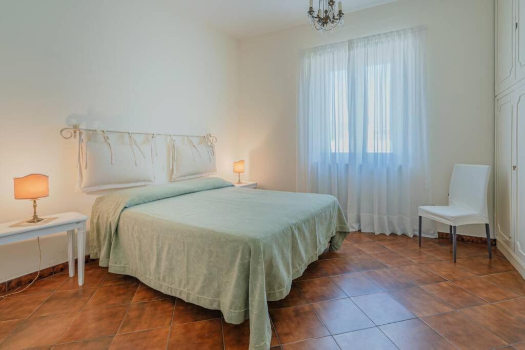 Casa Gege', For Up To 5 Guests, Shared Pool, Sorrento Center Apartment Luaran gambar